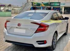 Honda Civic X 2017-2022 Trunk Ducktail Spoiler (ABS Plastic) Material: ABS Plastic Installation Method: Double Tape (Not Included) Unpainted No Alteration Required Suitable Models: 2017-2018-2019-2020-2021-2022